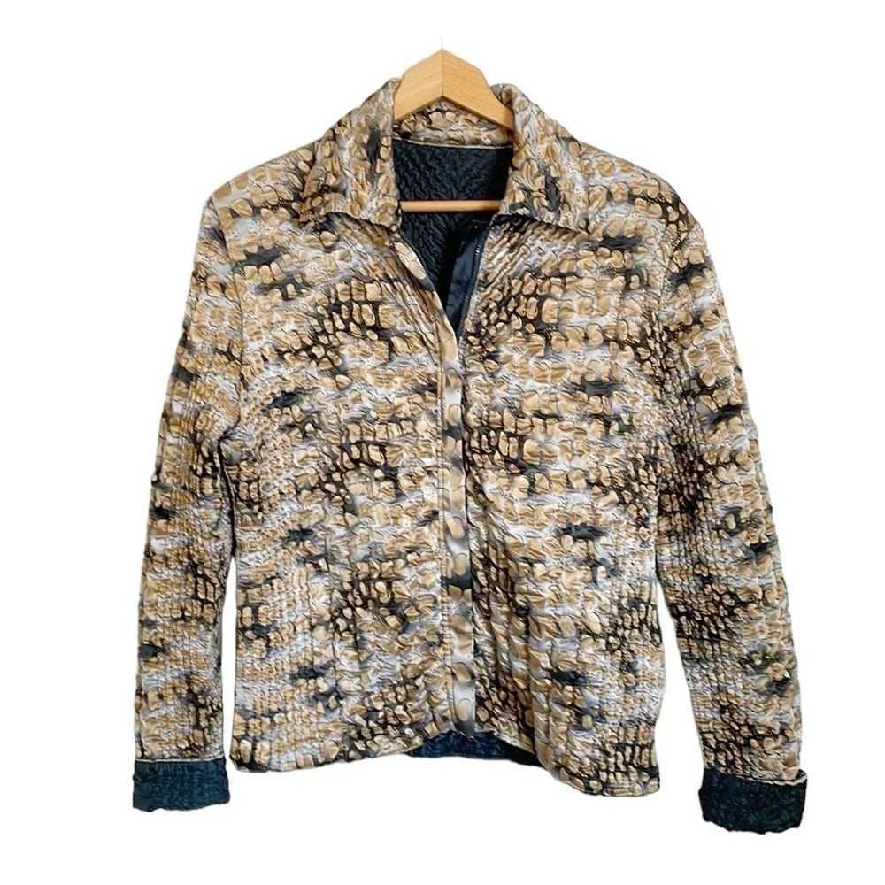 UbU reversible Quilted Crickle Front Zip Jacket Size M